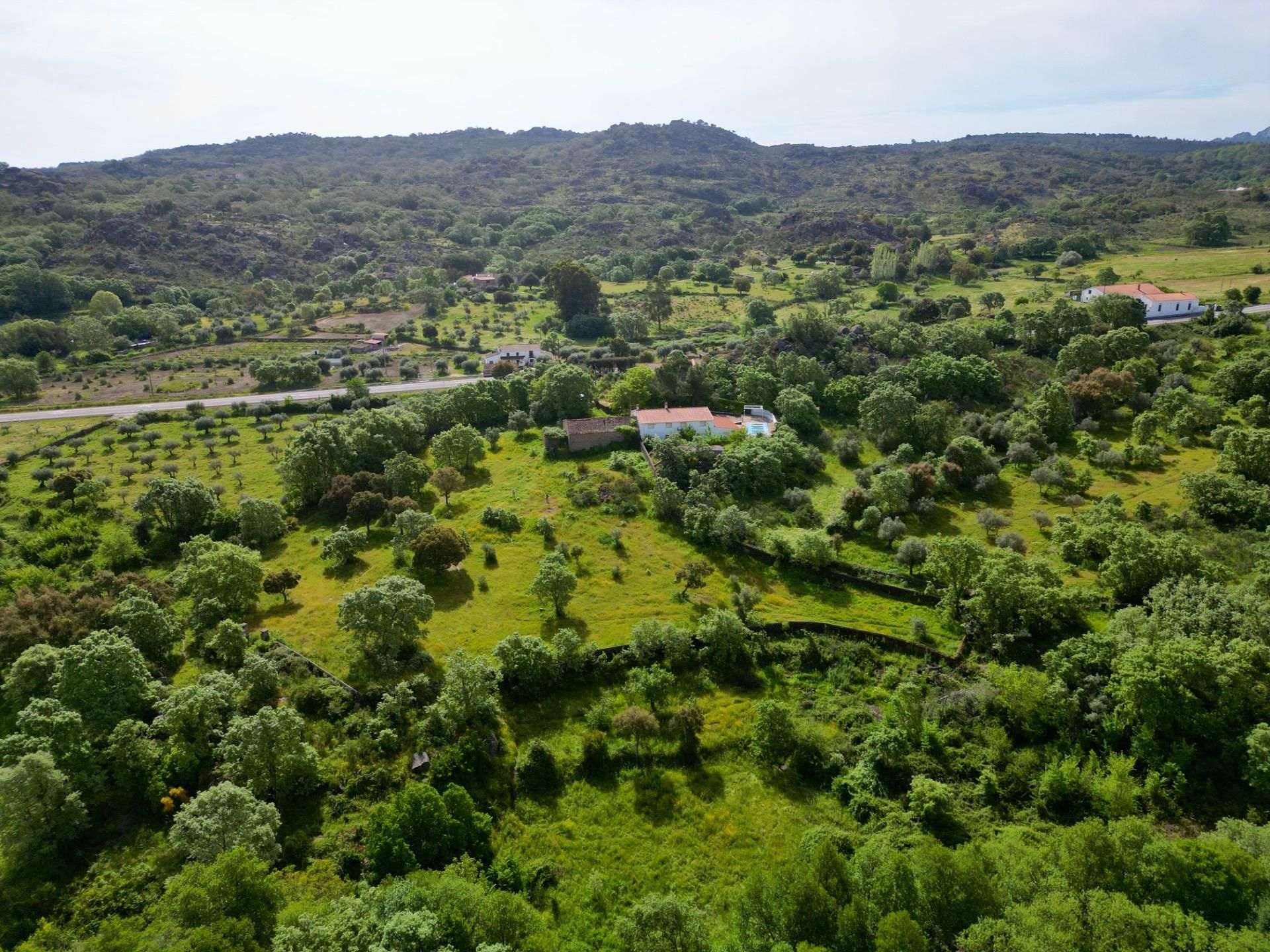 Country house for sale in Valencia de Alcántara