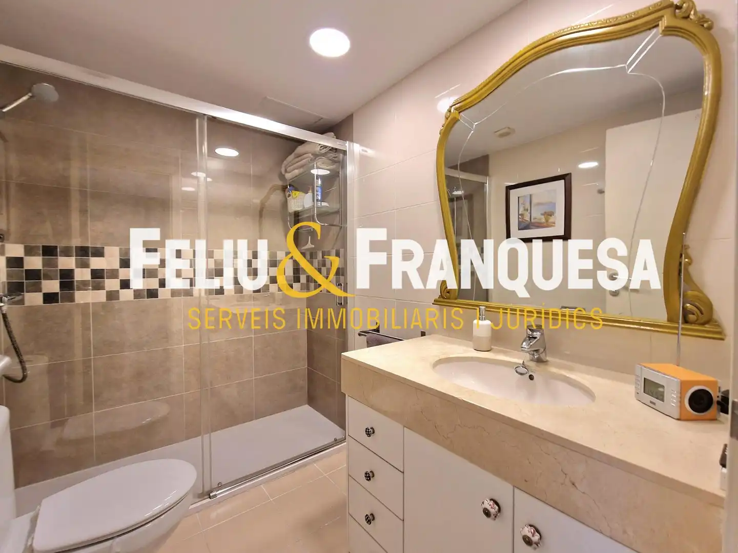 Bathroom of Flat for sale in Sant Cugat del Vallès  with Heating, Terrace and Storage room
