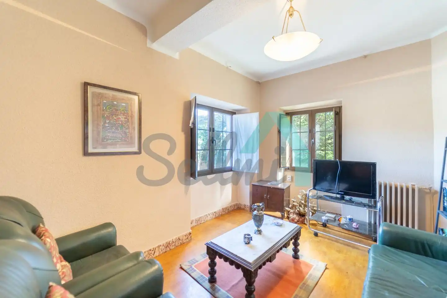 Sala de estar de Casa o chalet en venta en Grado con Calefacción, Jardín privado y Parquet