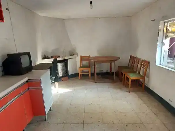 Cuina de Casa o xalet en venda en Pueblica de Valverde amb Balcó