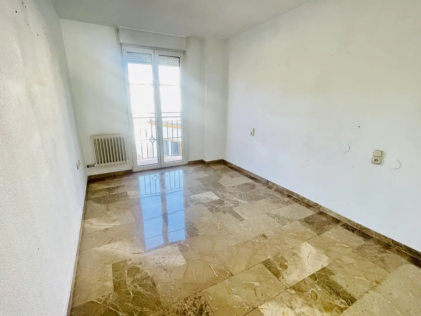 Dormitori de Pis en venda en Antequera amb Aire condicionat, Calefacció i Traster