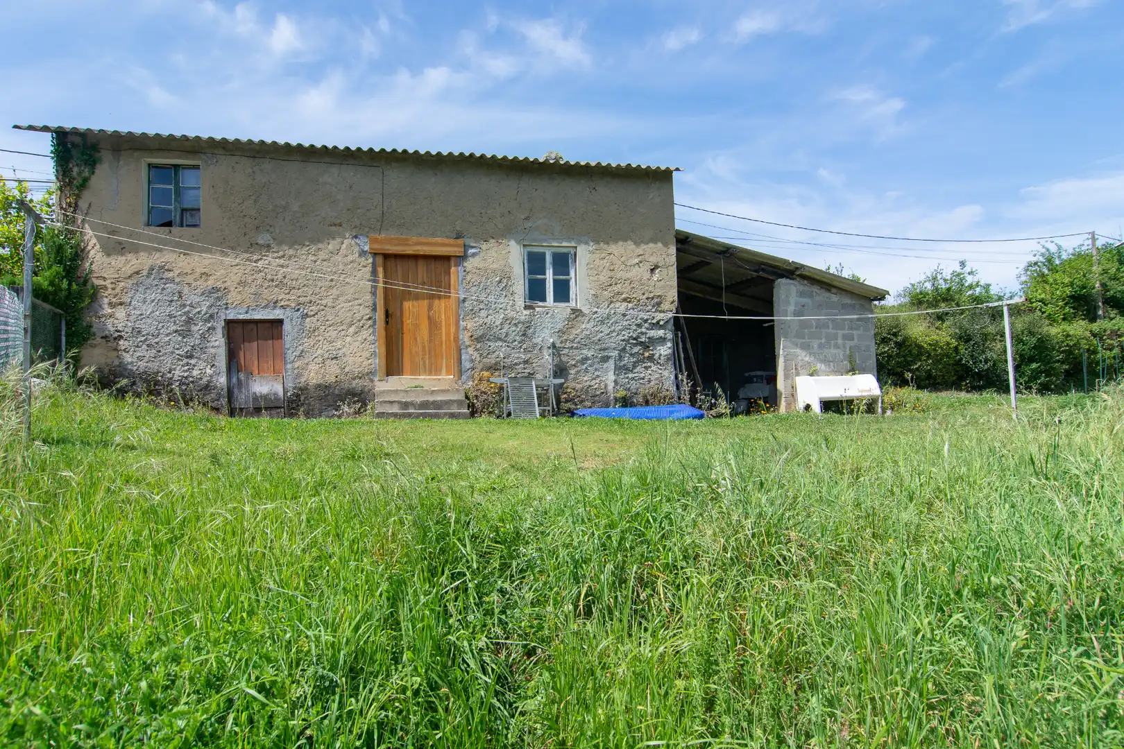 Vista exterior de Casa o xalet en venda en Abegondo amb Jardí privat, Traster i Internet