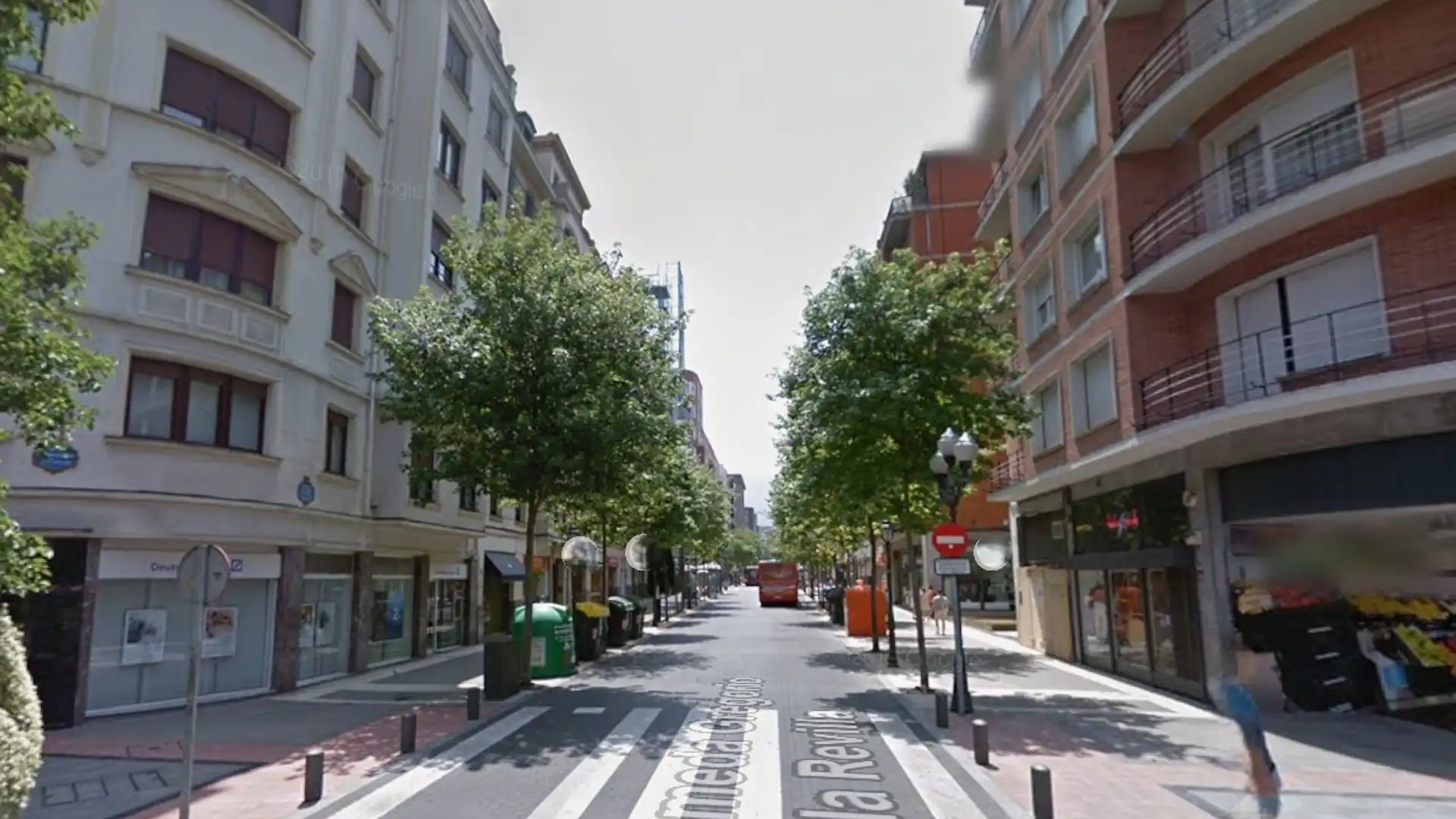 Vista exterior de Apartamento de alquiler en Bilbao  con Amueblado
