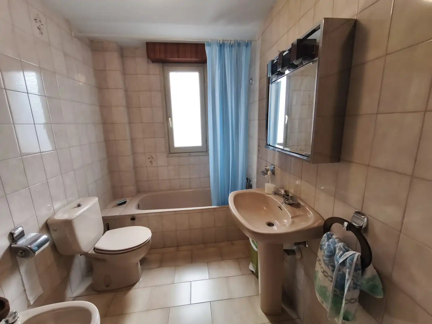 Baño de Piso en venta en Ziordia con Terraza, Amueblado y Balcón