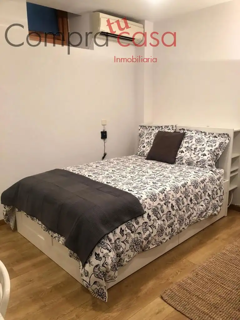 Bedroom of Study for rent in Segovia  with Air Conditioner and Heating