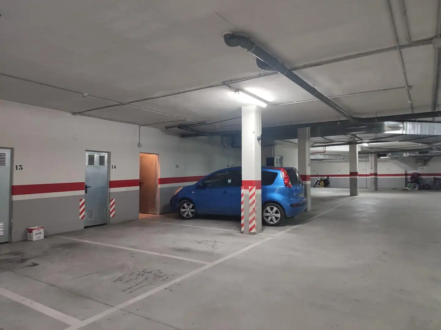 Parking of Flat for sale in Sax  with Storage room and Community pool