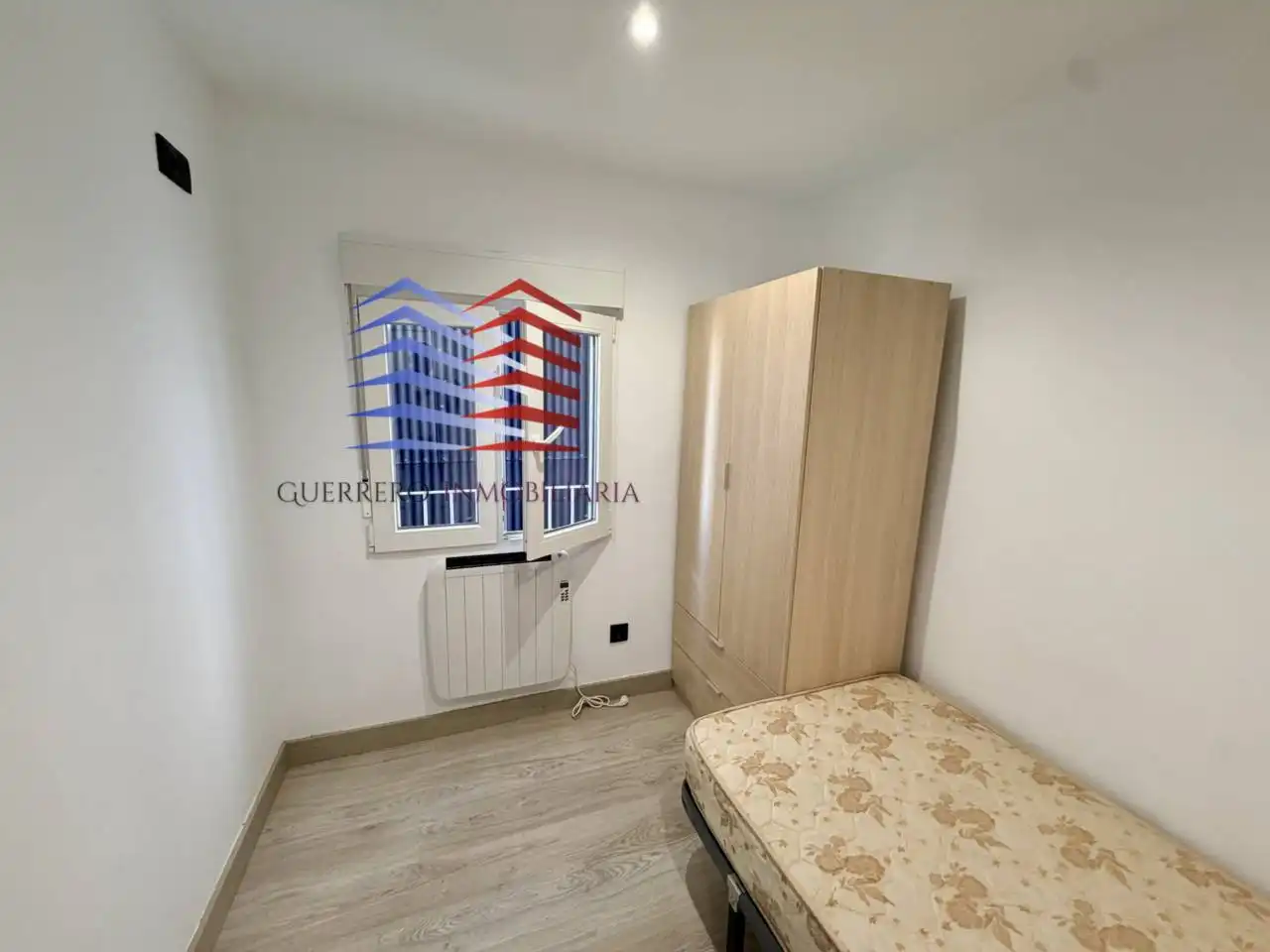 Bedroom of Flat for rent in Ourense Capital   with Heating, Storage room and Furnished