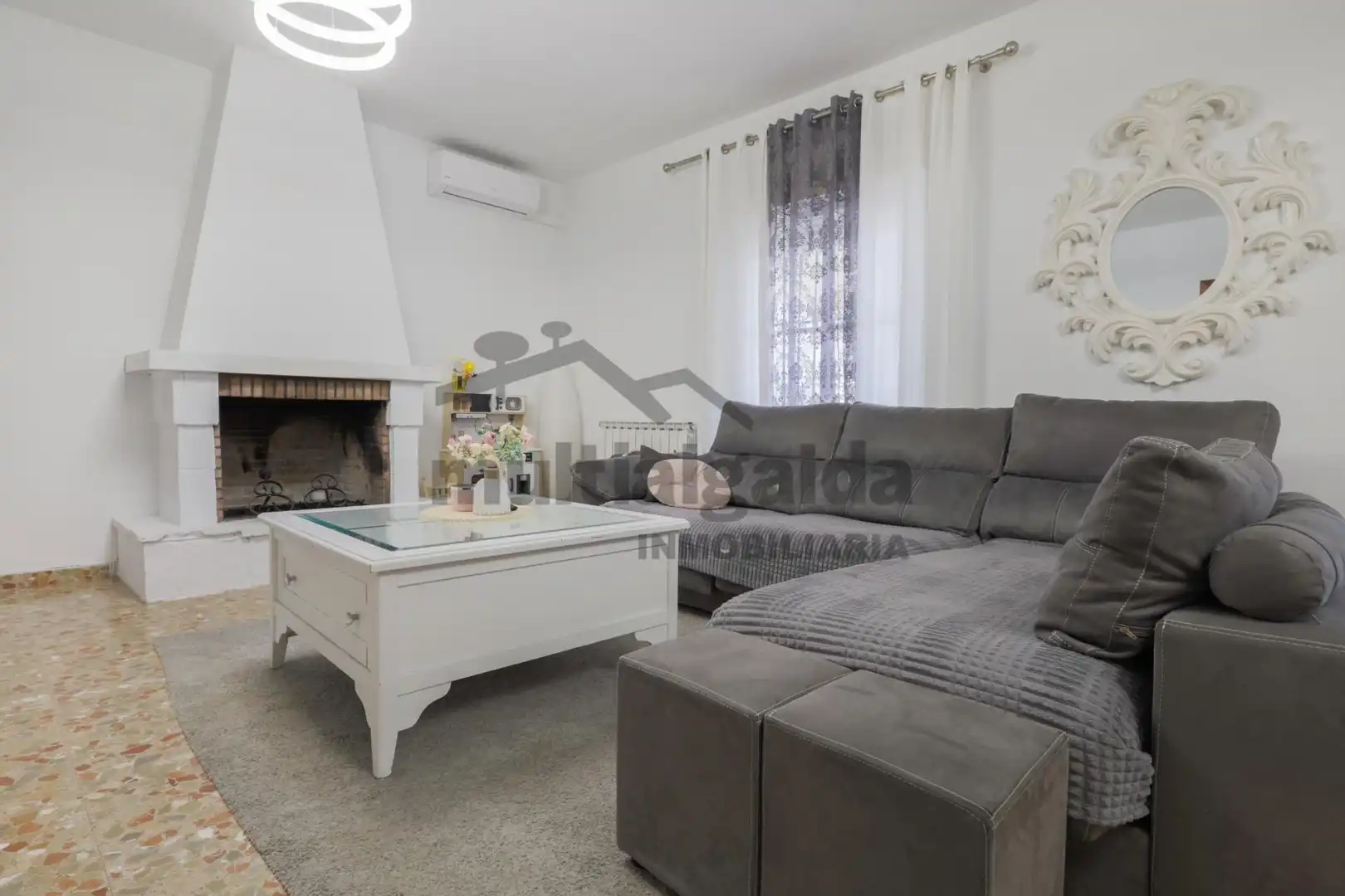 Sala d'estar de Casa o xalet en venda en Sanlúcar de Barrameda amb Jardí privat, Terrassa i Traster