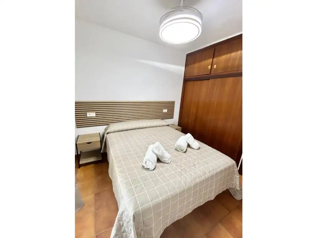 Habitación de Piso de alquiler en Torrox con Terraza, Piscina y Piscina comunitaria