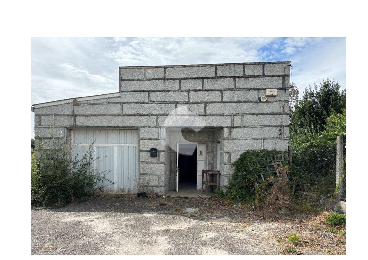 Vista exterior de Nave industrial en venta en Vilar de Barrio