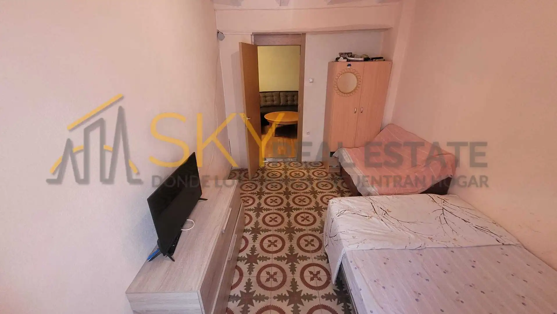 Habitación de Casa adosada en venta en Buñol con Terraza, Trastero y Amueblado