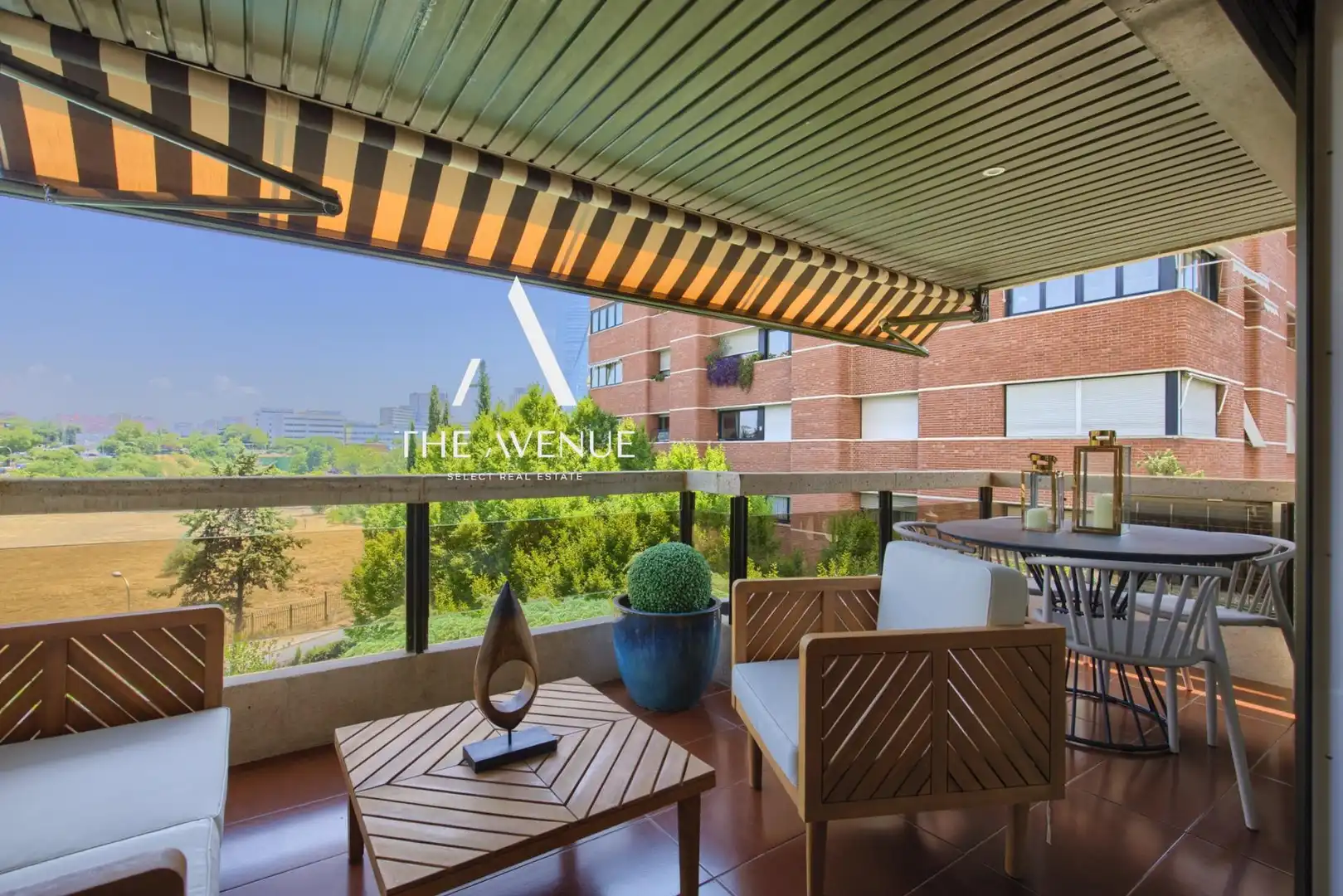 Terrace of Flat for sale in Madrid  with Air Conditioner, Heating and Private garden