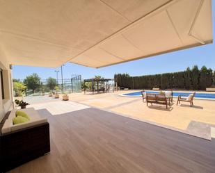 Terrassa de Casa o xalet en venda en Elche / Elx amb Piscina comunitària