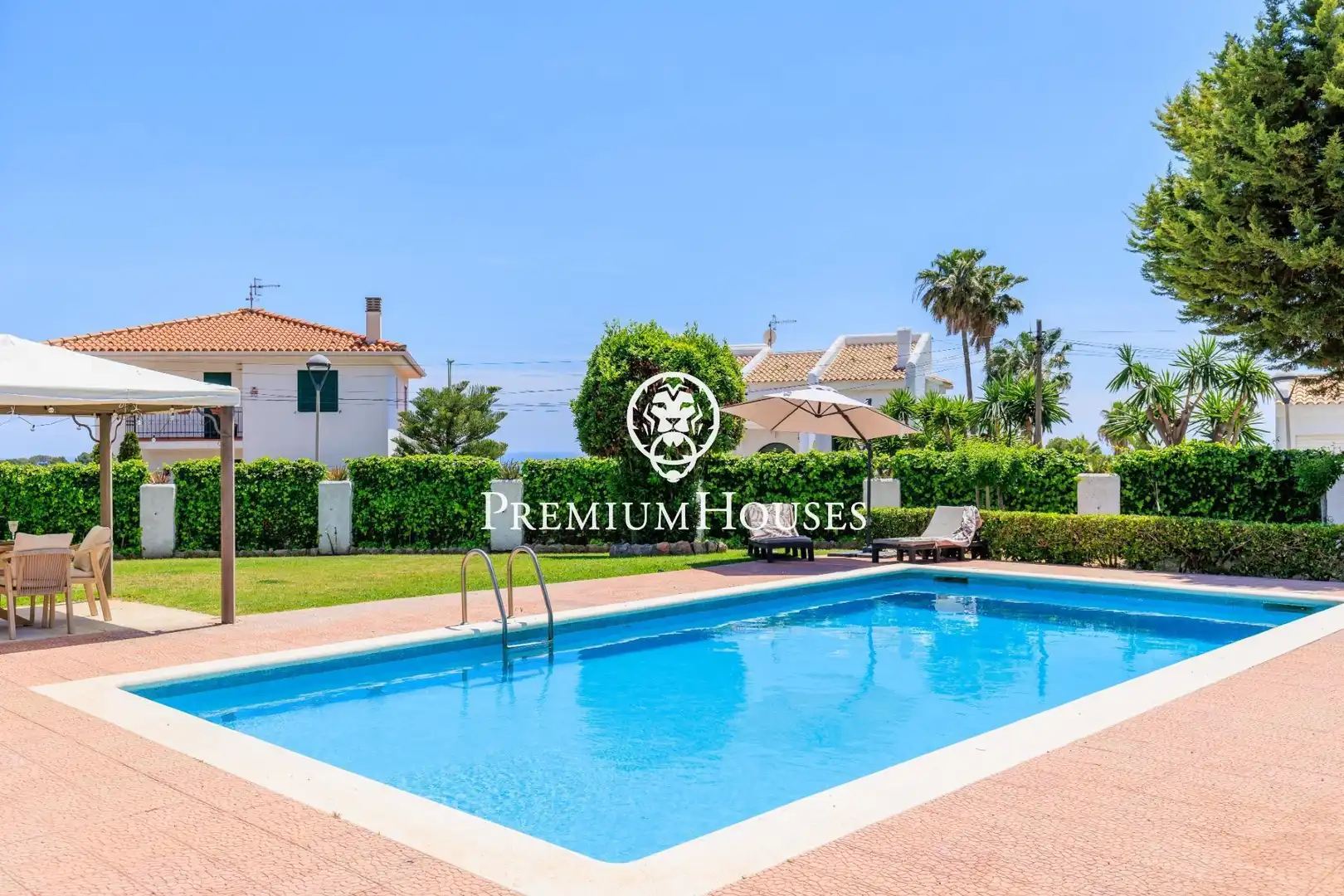 Piscina de Casa o chalet de alquiler en Cunit con Aire acondicionado, Calefacción y Jardín privado