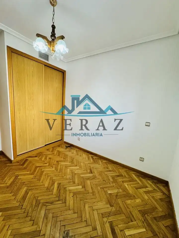 Schlafzimmer von Wohnung zum Verkauf in Talavera de la Reina mit Parkett und Terrasse