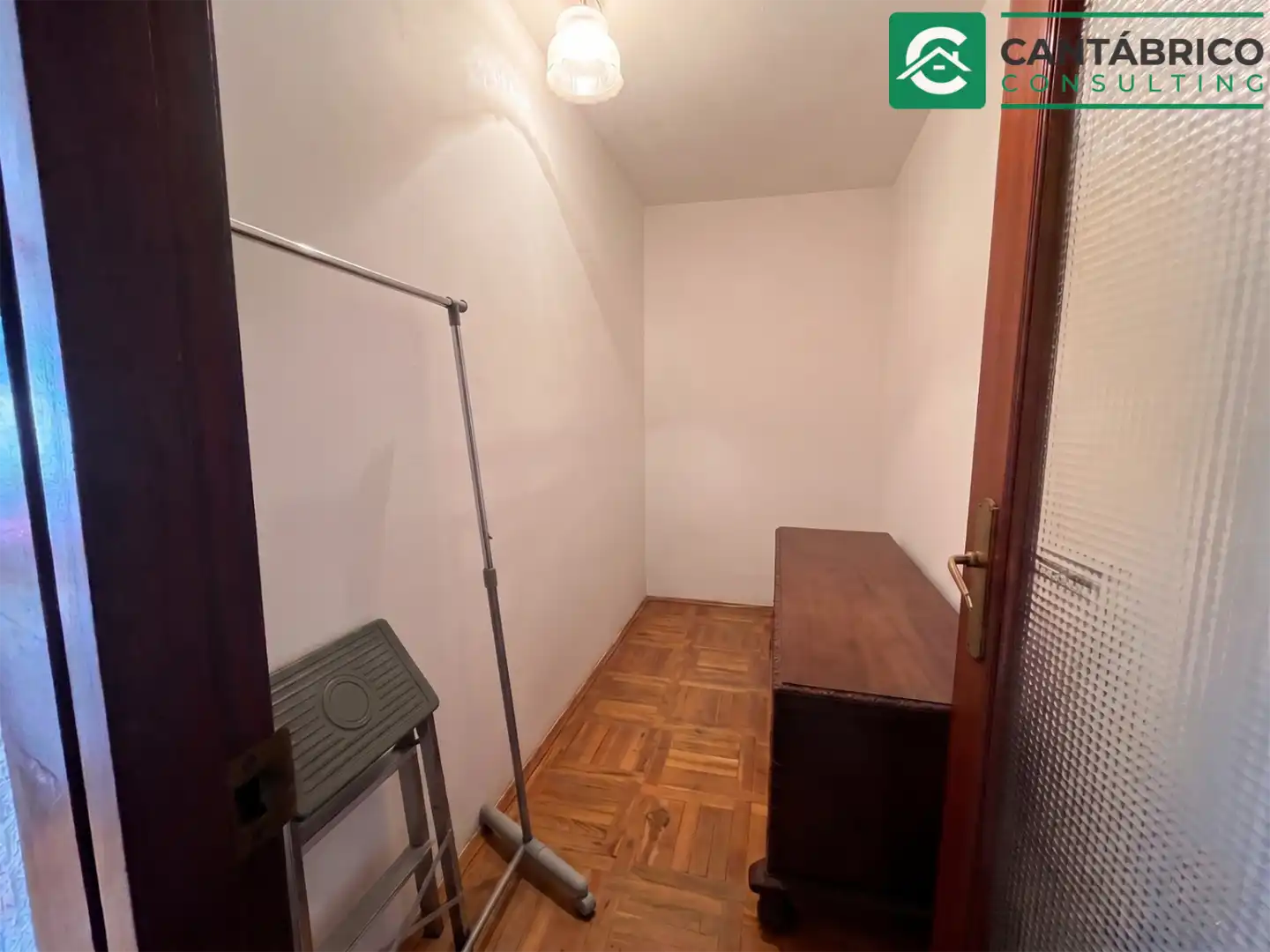 Flat for sale in Gijón   with Heating, Parquet flooring and Furnished