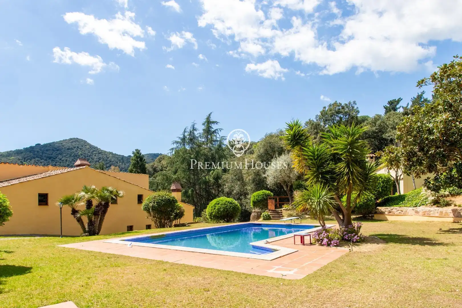 Vista exterior de Finca rústica en venta en Arenys de Munt con Aire acondicionado, Calefacción y Jardín privado