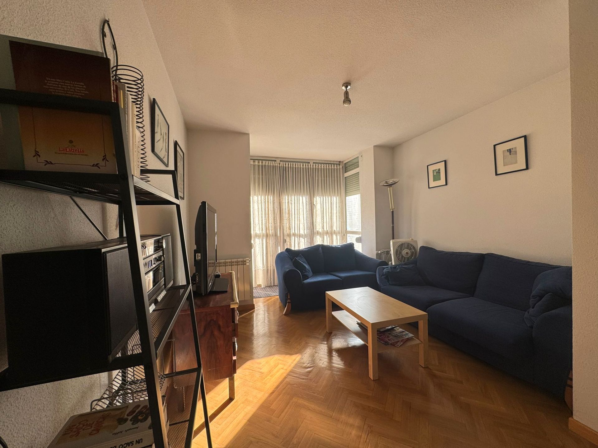 Sala de estar de Piso en venta en  Madrid Capital con Aire acondicionado, Calefacción y Terraza