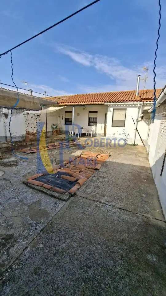 Casa con jardín en venta en Villamañán, imagen 11