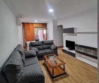 Foto 2 de Pis en venda a Calle José Carbajal, La Milagrosa, Albacete