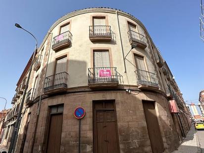 Exterior view of Flat for sale in Linares