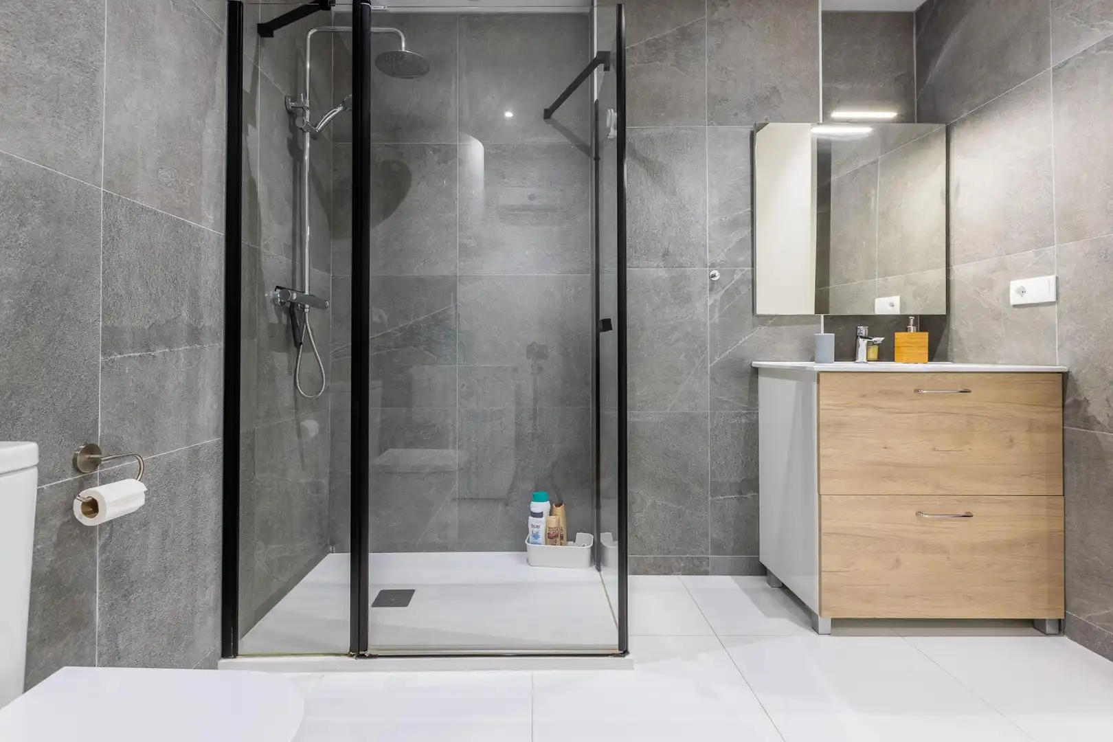 Baño de Piso de alquiler en Monte Alto - Zalaeta - Atocha