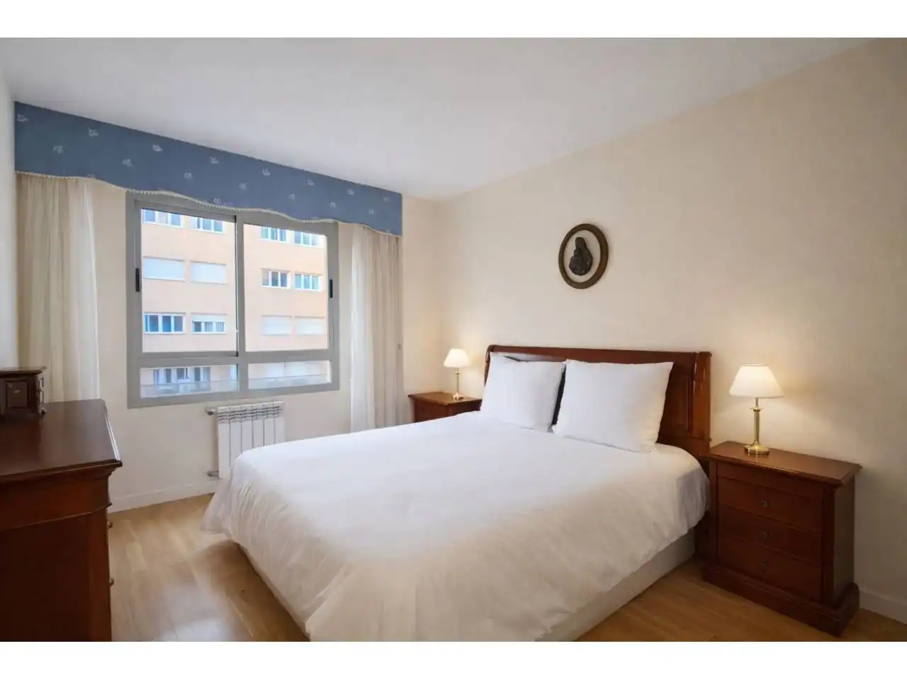 Bedroom of Flat for sale in Madrid  with Air Conditioner, Heating and Storage room