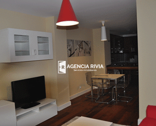 Sala d'estar de Apartament en venda en Oviedo 