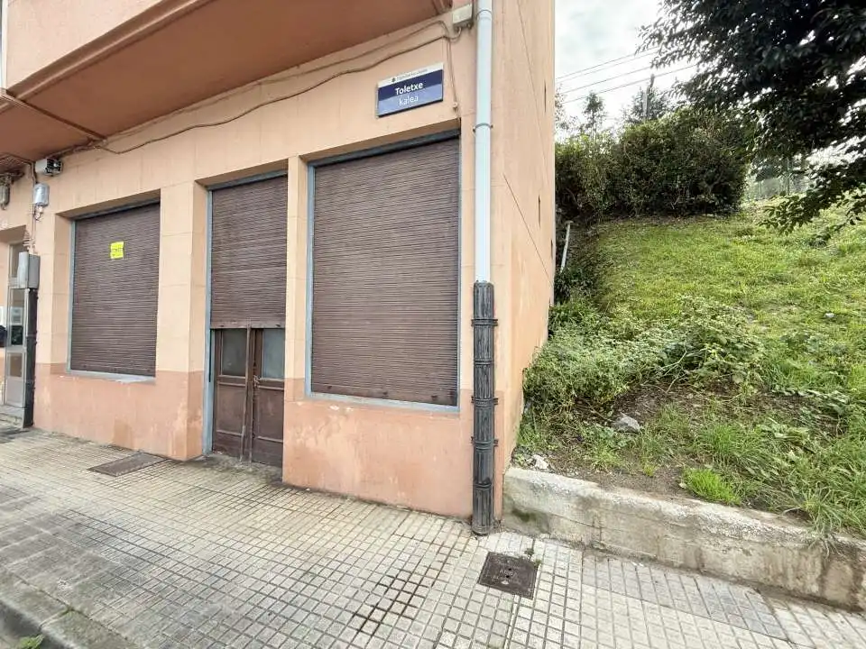 Local comercial en venda a Toletxe Kalea