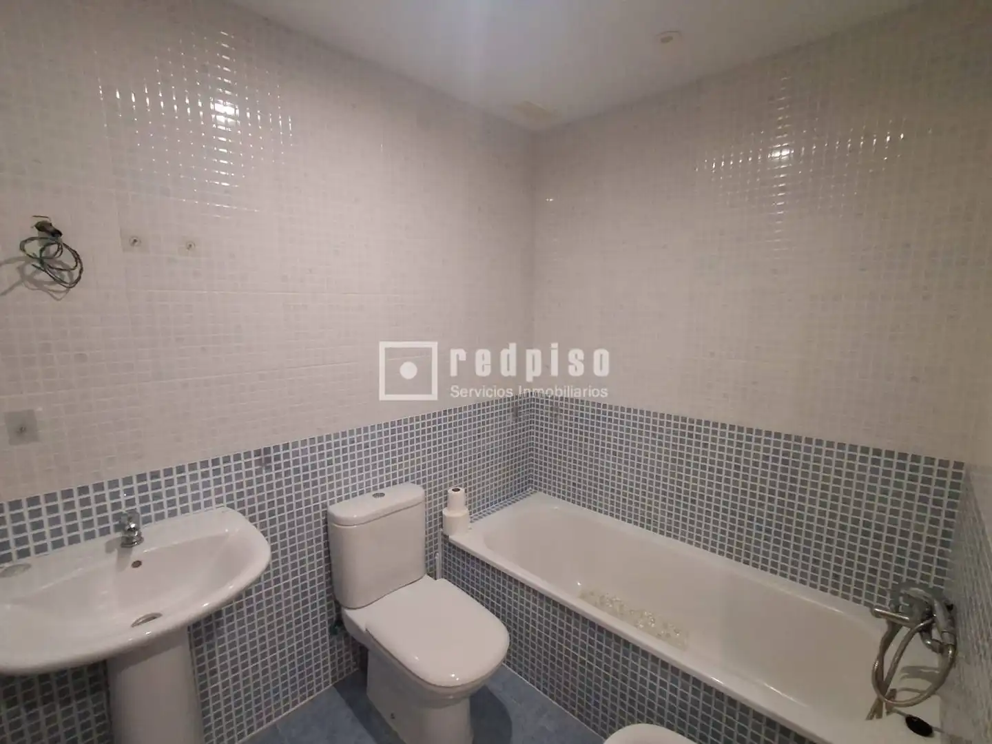 Baño de Piso en venta en Huecas con Calefacción, Trastero y Amueblado