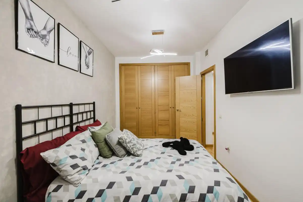 Habitación de Planta baja en venta en Torremolinos con Aire acondicionado, Calefacción y Amueblado