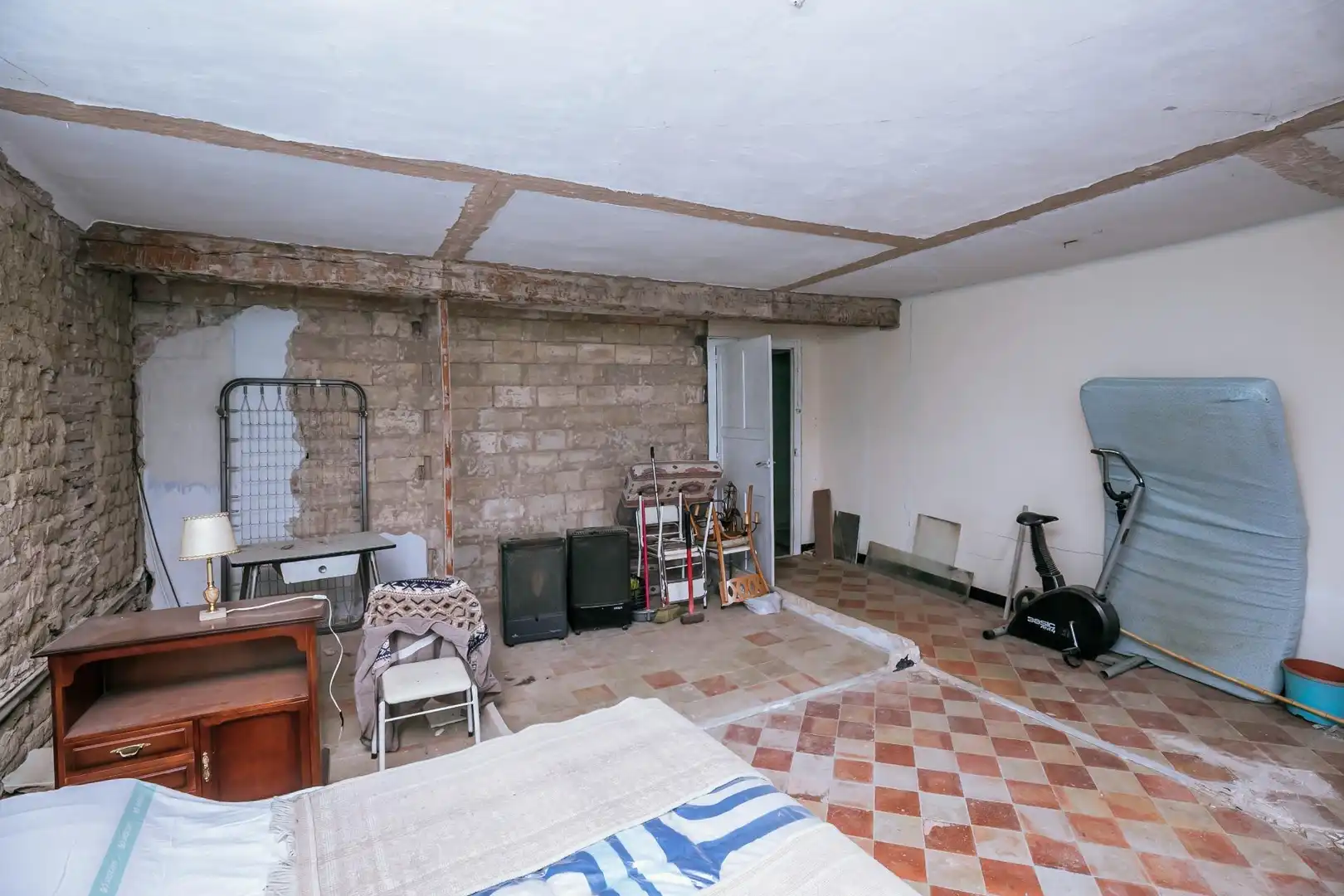 Casa o xalet en venda en Ayerbe amb Moblat i Balcó