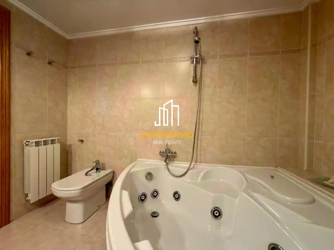 Adosado con piscina en venta en Villamediana de Iregua, imagen 44