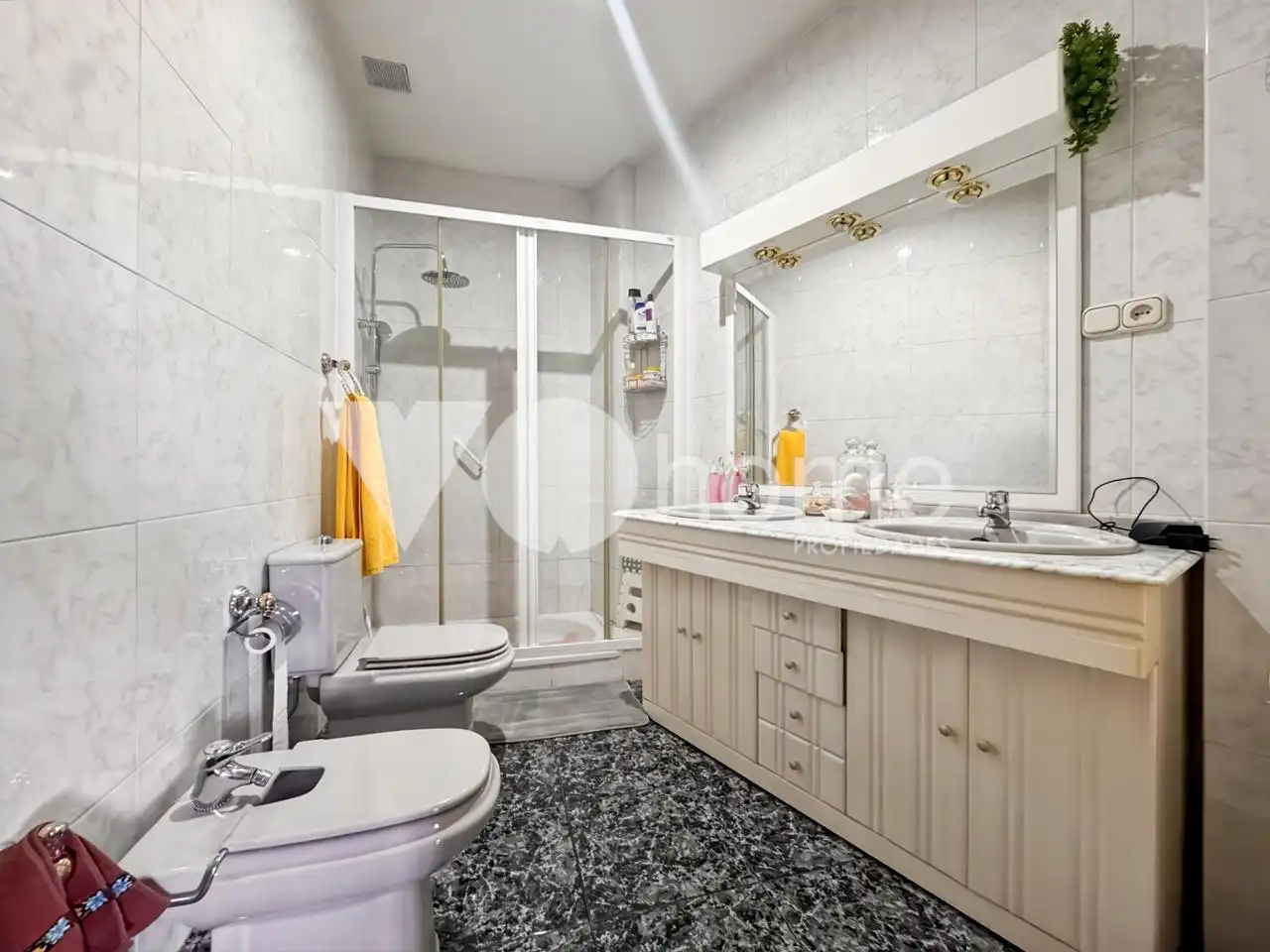 Bathroom of Houses for sale in Loeches  with Heating, Swimming Pool and Furnished