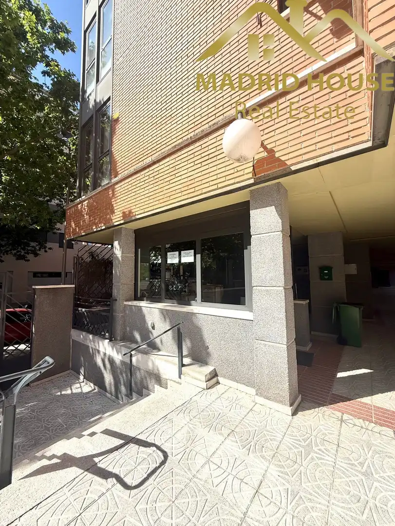 Exterior view of Attic for sale in Madrid  with Air Conditioner, Heating and Terrace