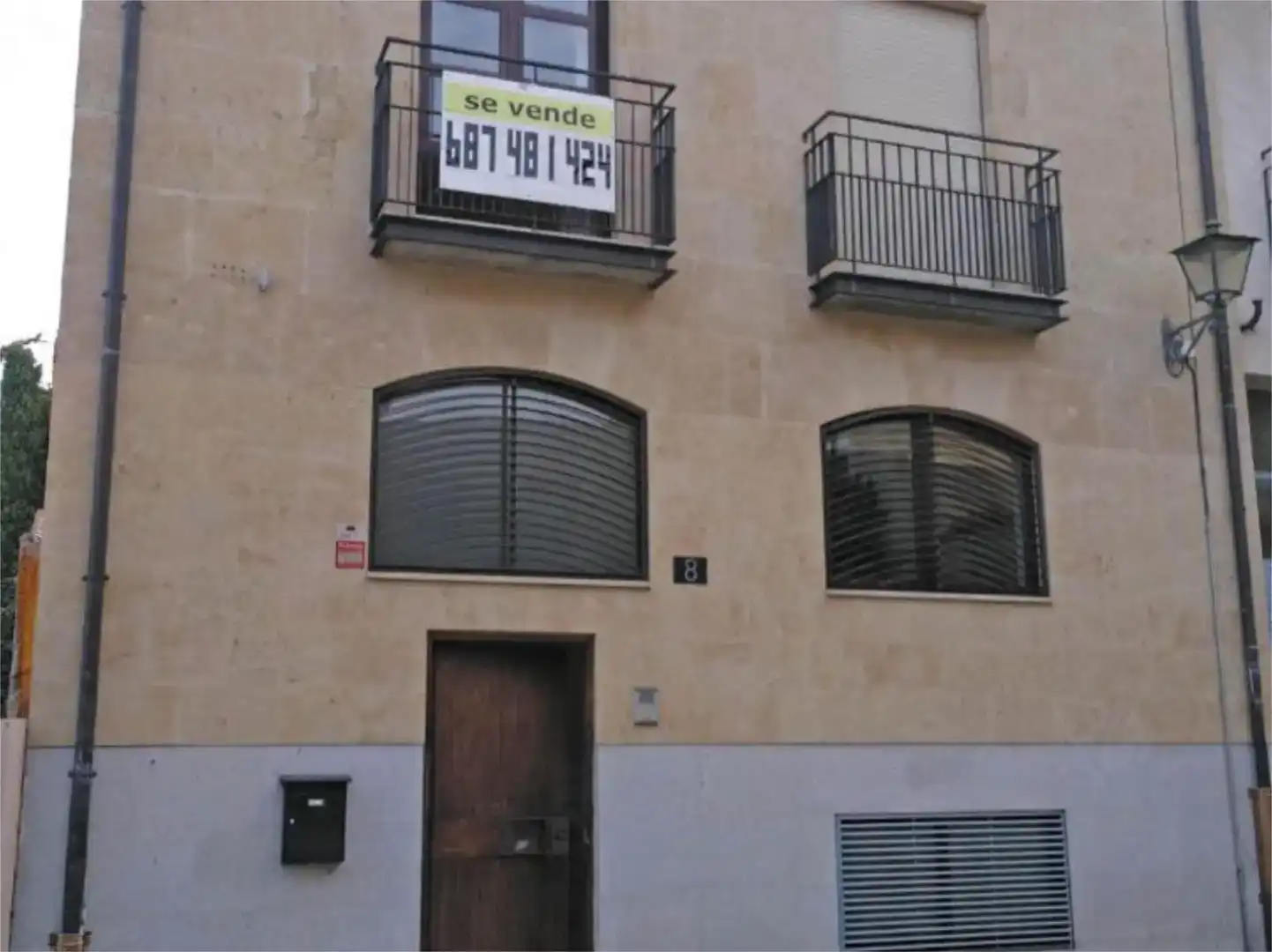 Vista exterior de Casa adosada en venda en Salamanca Capital amb Aire condicionat i Balcó