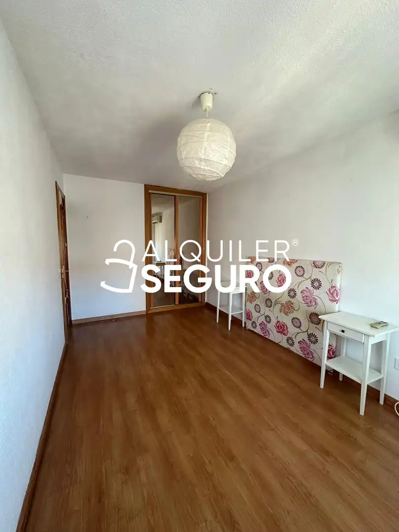 Piso de alquiler en Los Lilos, Prado Santo Domingo - Ensanche