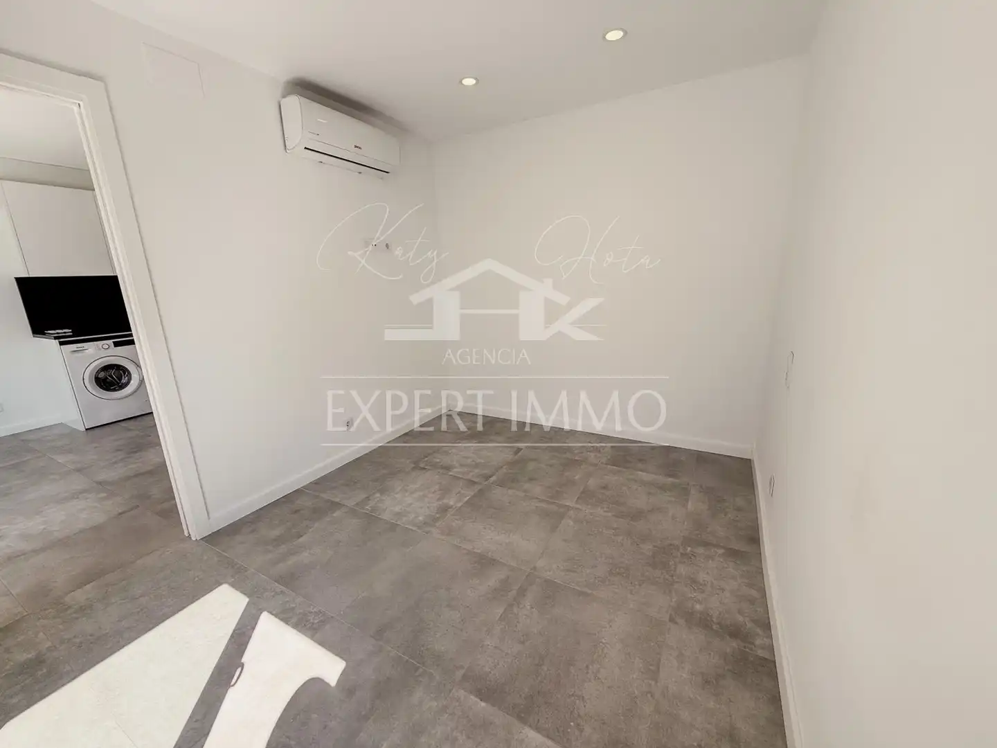 Apartments for sale in Roses  with Air Conditioner, Heating and Terrace