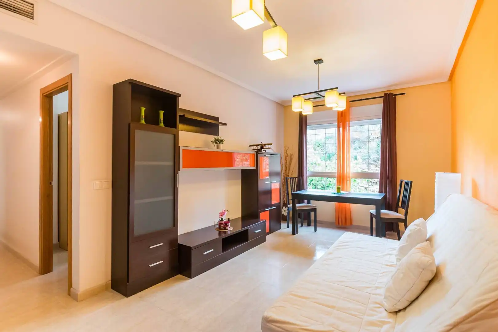 Habitación de Piso en venta en Murcia con Trastero y Amueblado