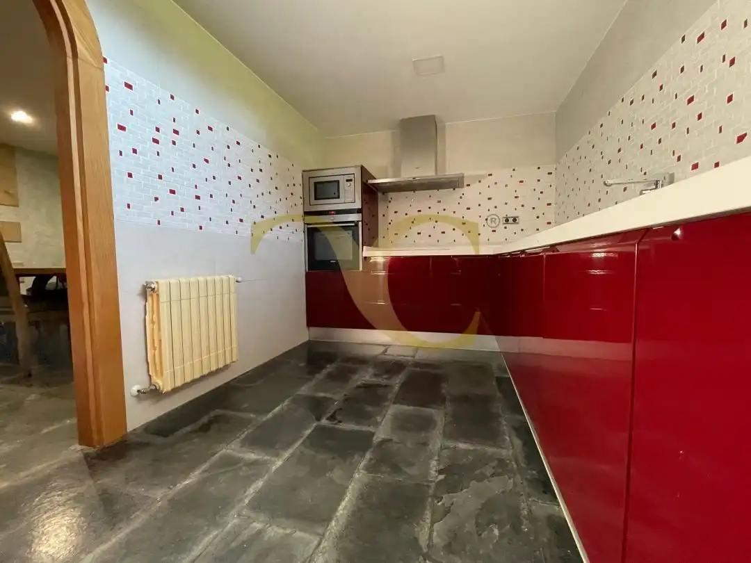 Kitchen of Houses for rent in Santa Cruz de Bezana  with Air Conditioner, Heating and Private garden