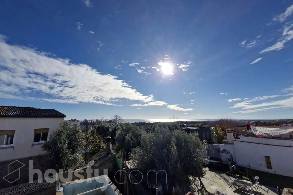 Houses for sale in Carrer de L'Estaca, Fondo Somella