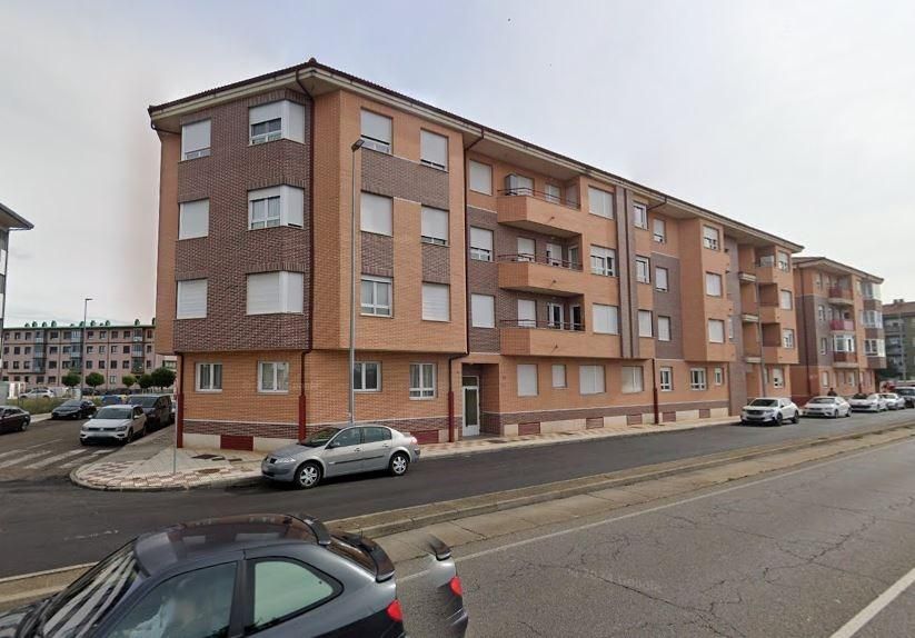 Exterior view of Flat for sale in Villaquilambre  with Heating, Private garden and Storage room