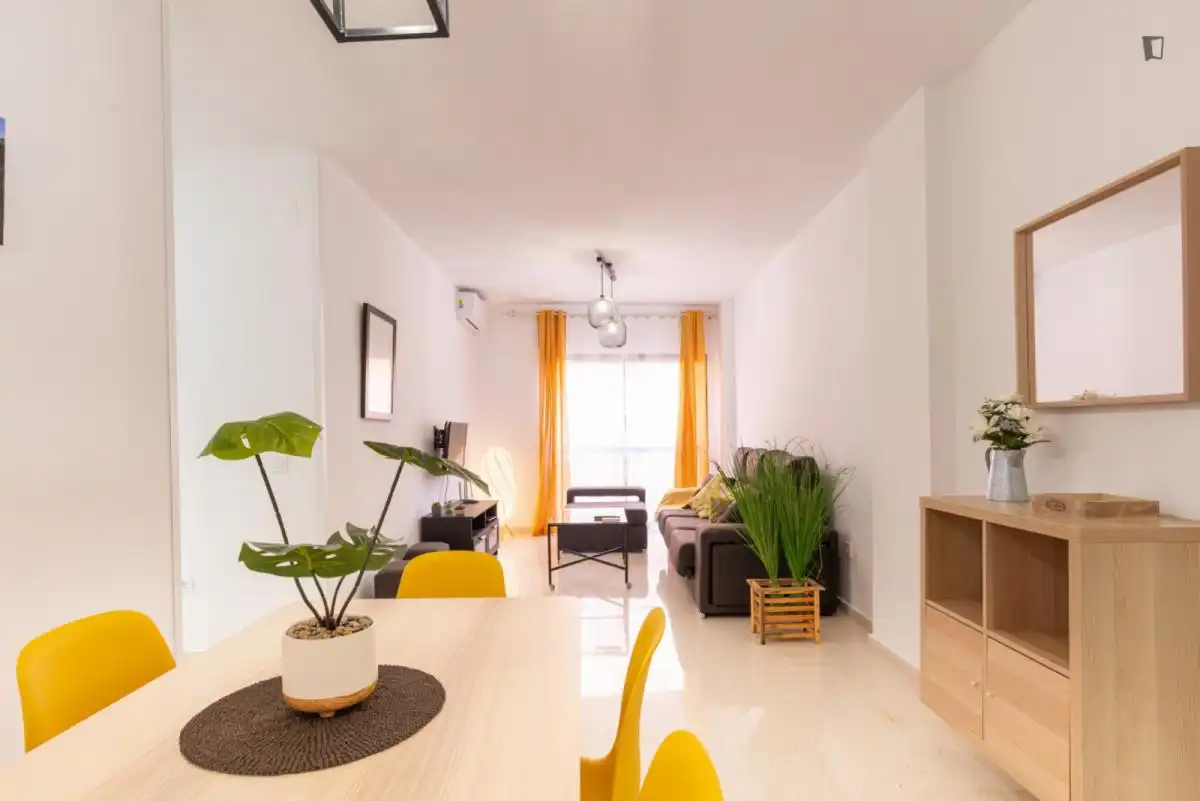 Apartamento de alquiler en La Goleta - San Felipe Neri