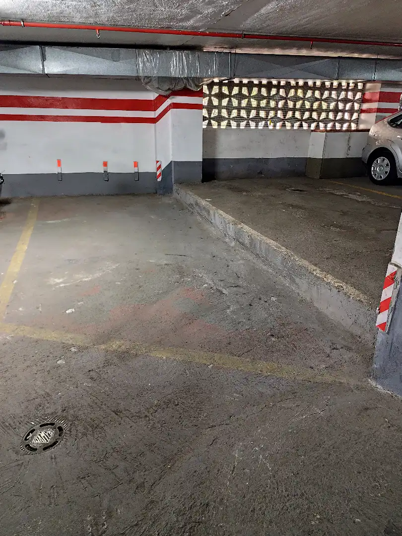 Einzelparkplatz zur Miete in Gernikako Arbola Etorbidea 70