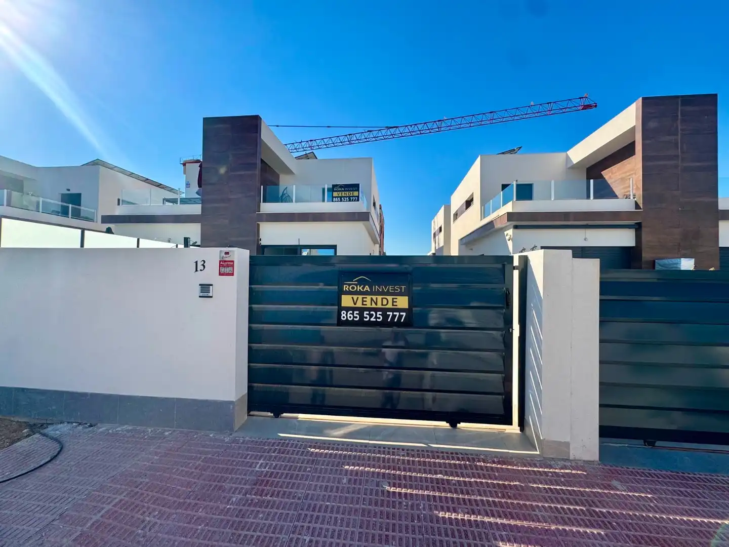 Casa aparellada amb piscina en venda a Calle Manuel de Falla 13, imagen 35