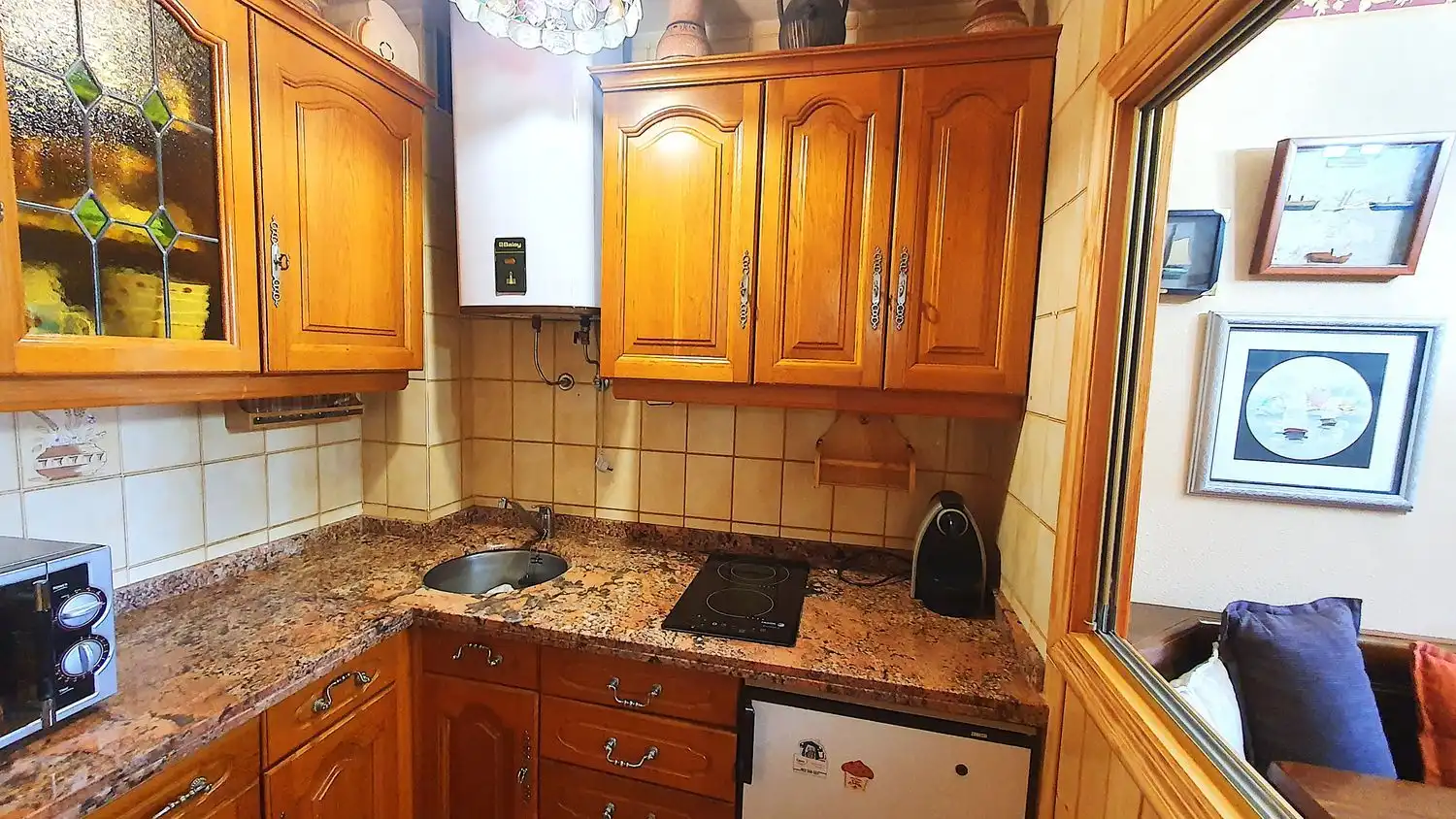 Cocina de Piso en venta en Lena con Calefacción y Piscina