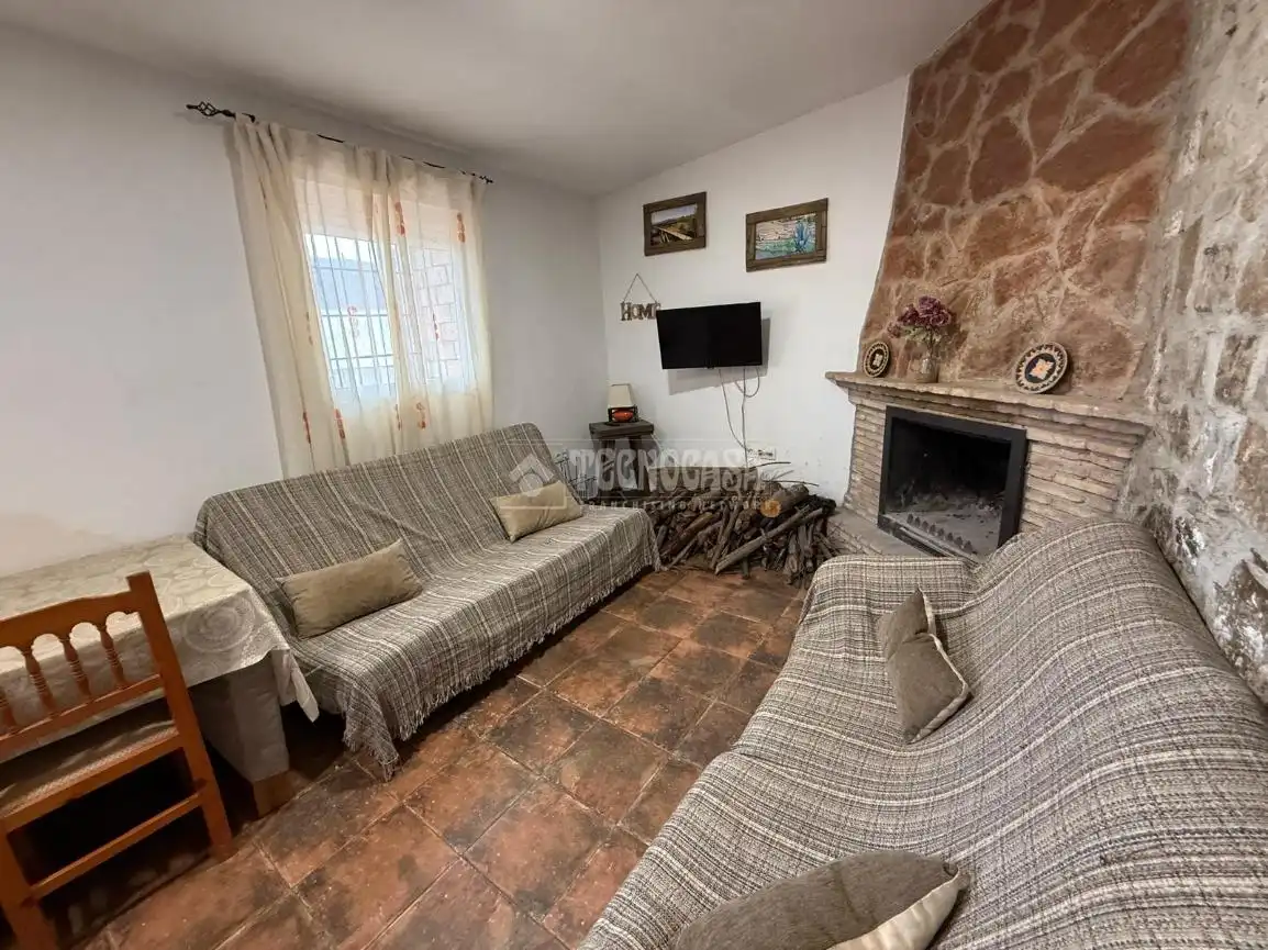 Wohnzimmer von Country house zum Verkauf in Baños de la Encina mit Heizung und Privatgarten