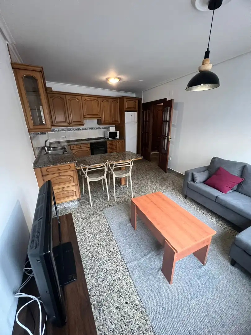 Apartament de lloguer a A Malata - Catabois - Ciudad Jardín