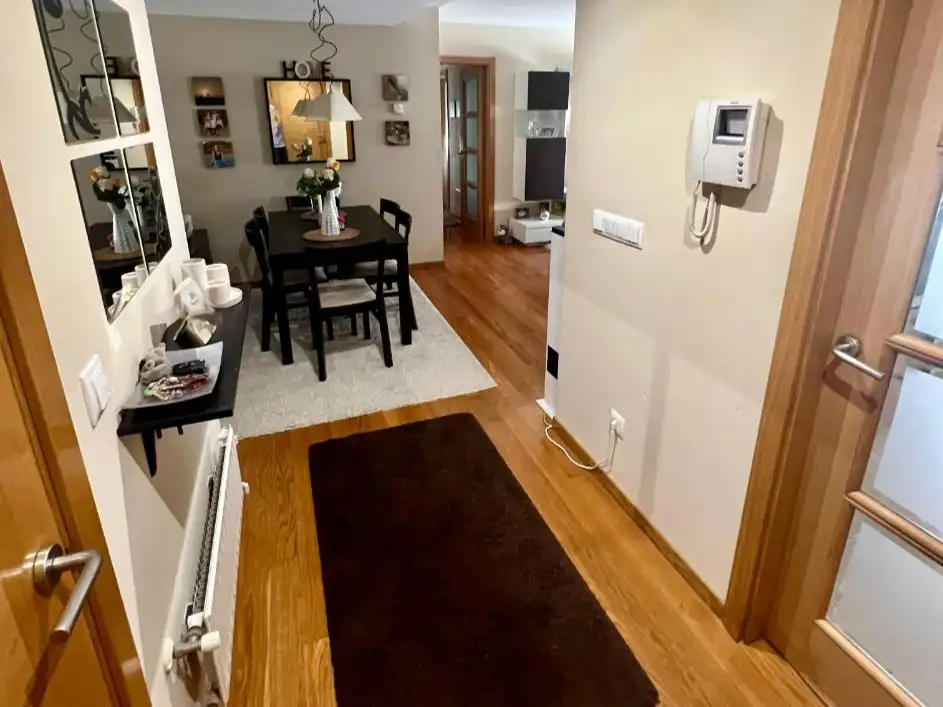 Piso en venta en Vigo  con Calefacción, Parquet y Trastero