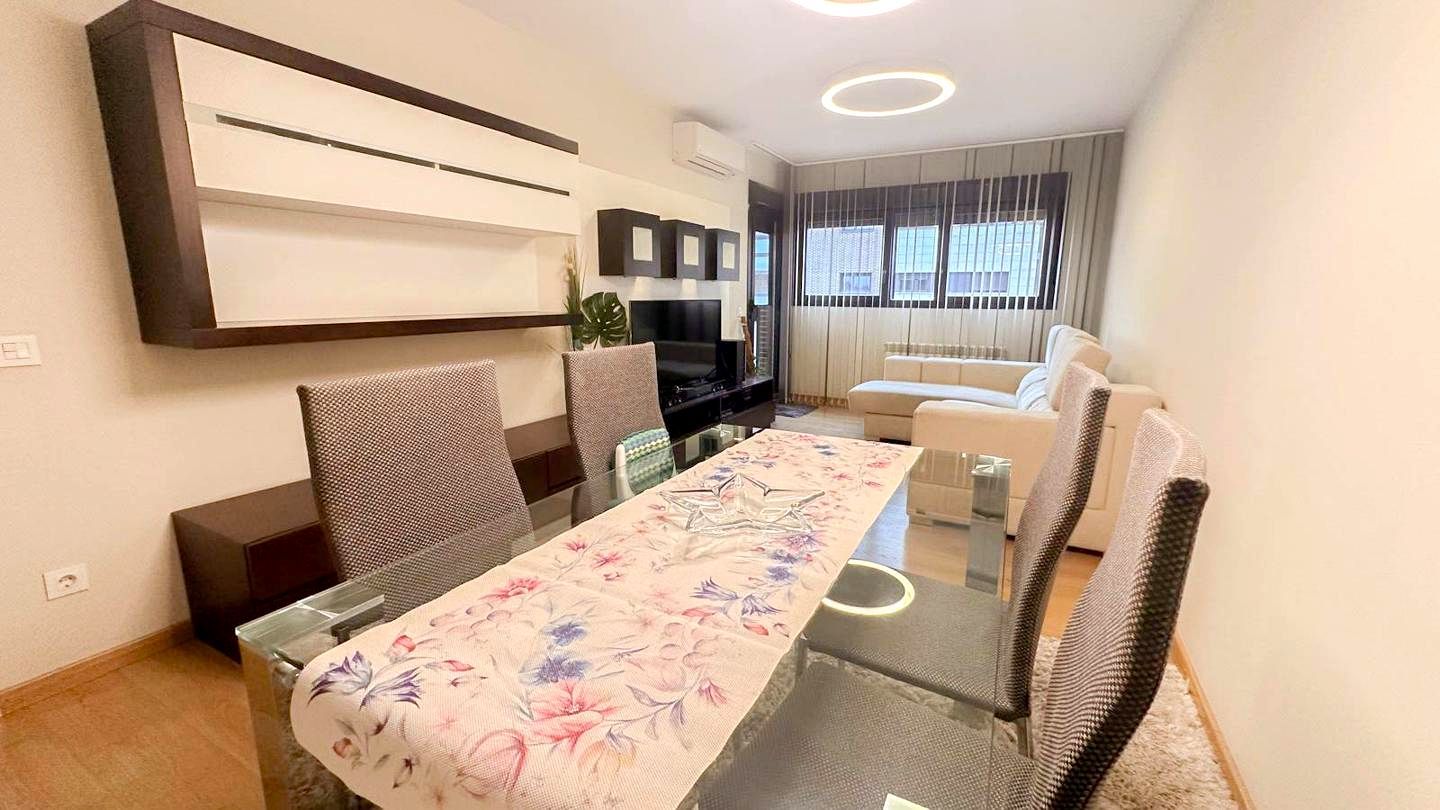 Sala de estar de Piso en venta en  Logroño con Aire acondicionado, Calefacción y Terraza